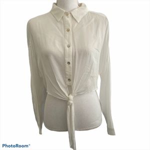 🔥SALE $8🔥 Line & Dot White sheer tie front shirt